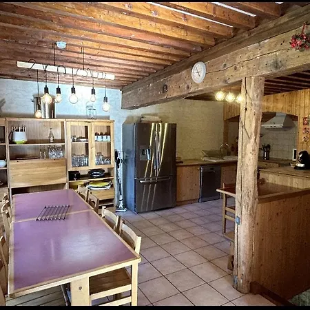 Apartment 5 Avec Salle De Jeux
